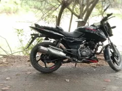 BAJAJ PULSAR 150 NEON